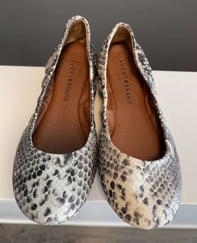 Women’s size 6.5 Lucky Brand neutral snake skin ballet flats, great condition- $10 OBO