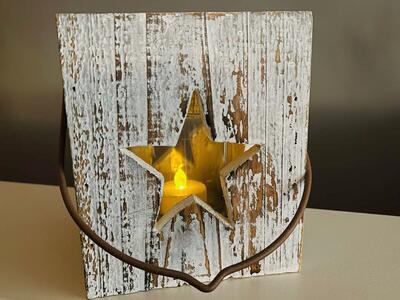 Like new Rustic Distressed Wood Star Candleholder w/ handle & inner glass candle holder-home/Christmas decor- $7