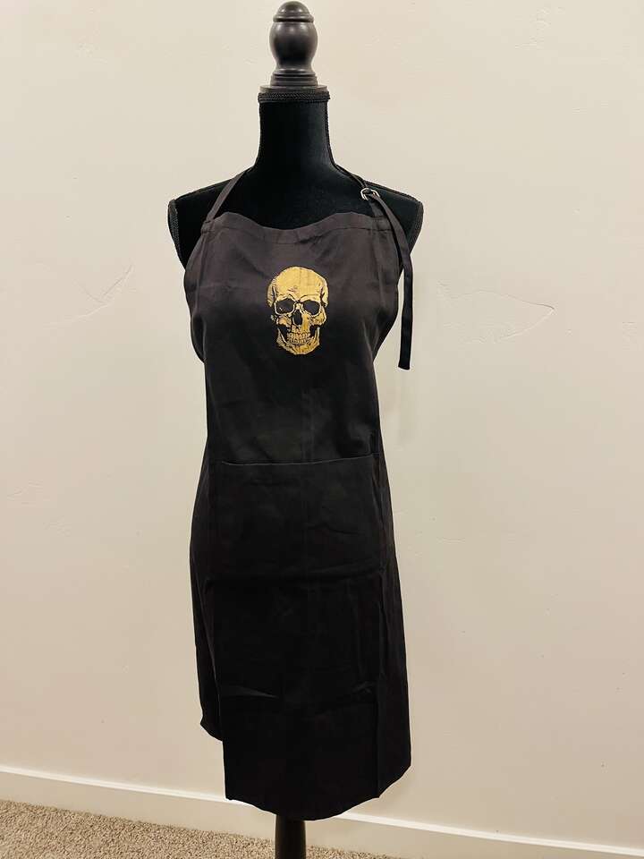 New Halloween Black Cotton Full Kitchen Apron w/ Gold Skull and front pocket, One Size Fits Most, $10