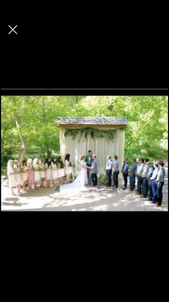 Storm Mountain Wedding Decor