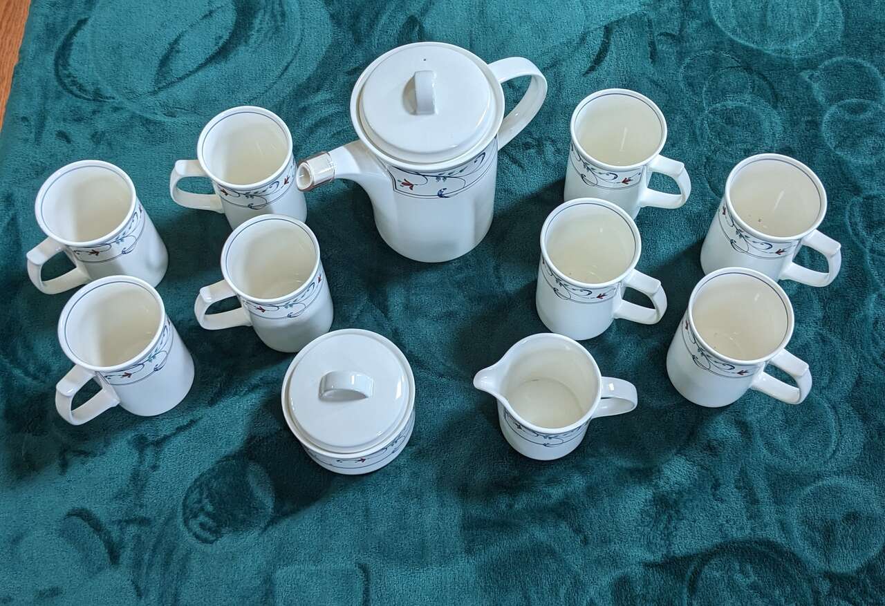 Coffee/Tea set - Mikasa Annette