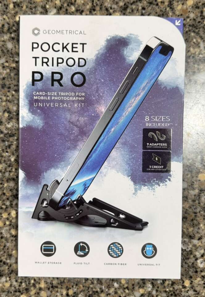 NEW Geometrical Tripod iPhone