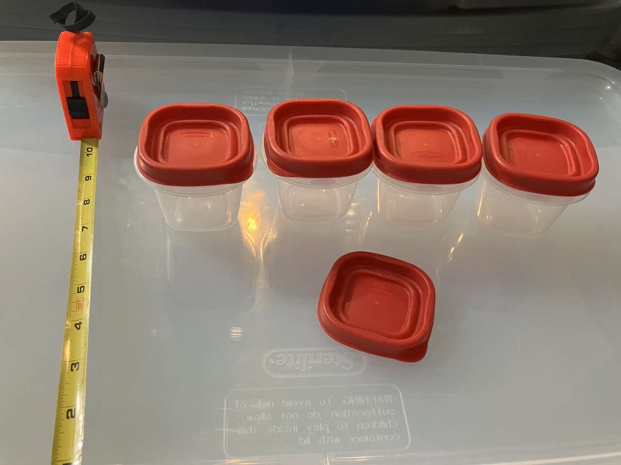 STORAGE 4 0Z CONTAINERS