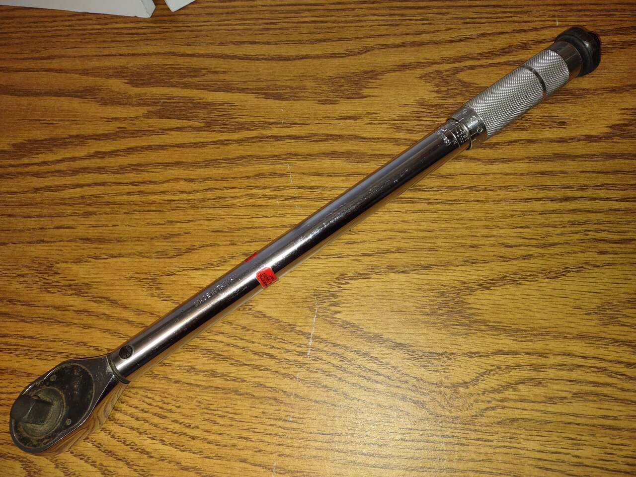 TORQUE PRECISION MEASURING INSTRUMENT