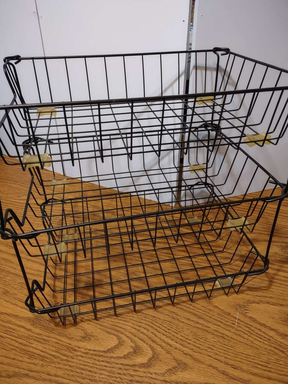 WIRE STACKING BASKETS