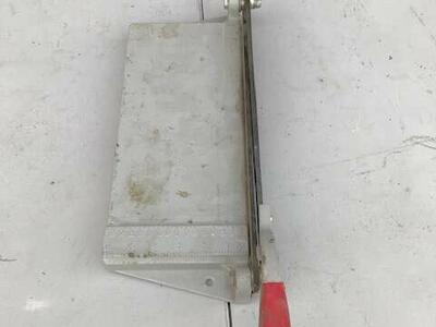 Vinal tile cutter