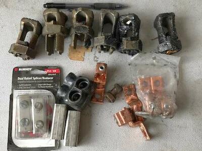 Electrical split bolt connectors