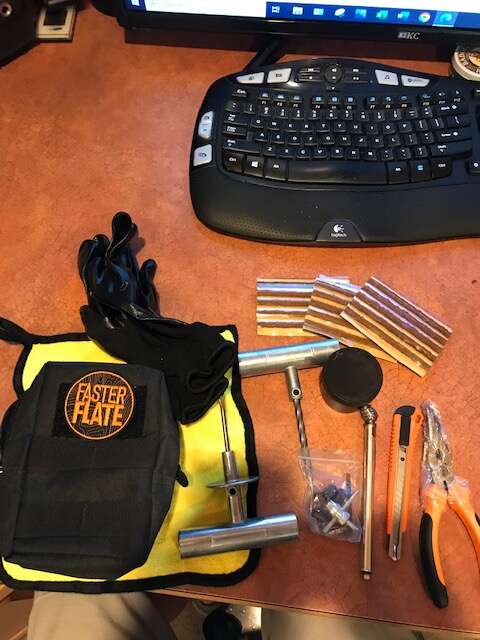 Fix flat tire repair kit