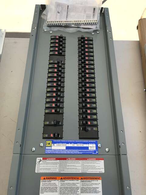 #3 New in box Square d NQ 225amp 42space 208-230v 3ph 4w