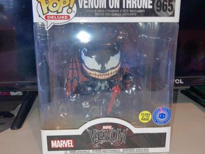 Marvel DC Venom On Throne Funko Pop