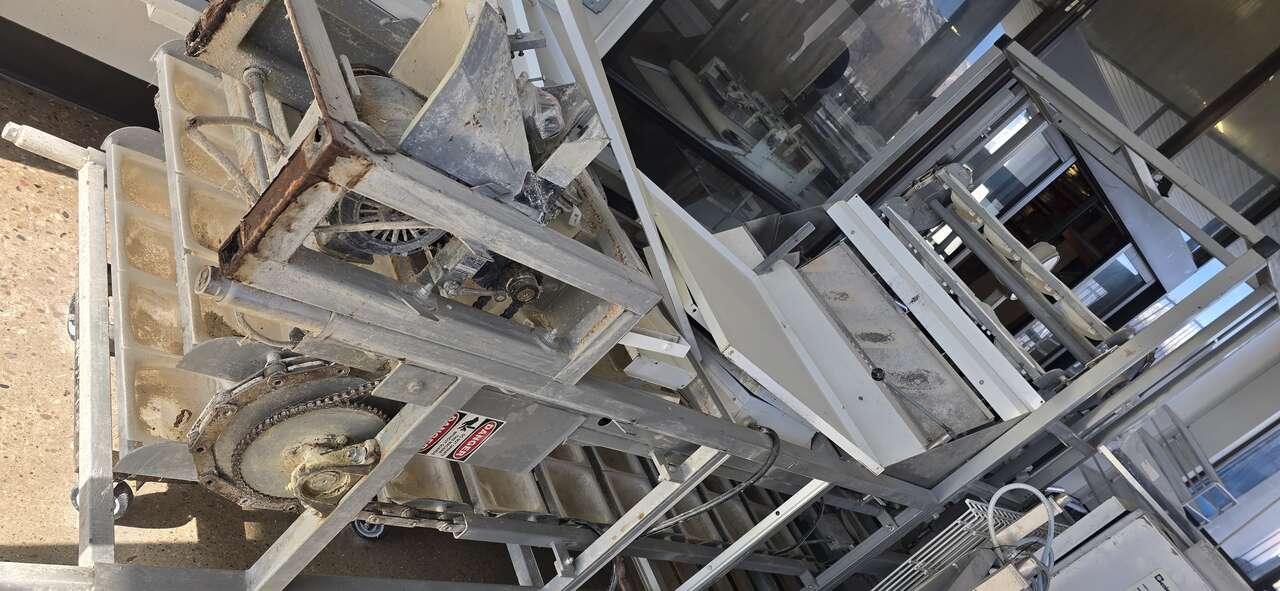 Bakery Benier intermediate proofer.