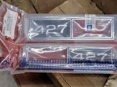 CHEVY 427 FENDER BADGE