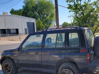 PARTING 4 DOOR SUZUKI SIDEKICK/GEO TRACKER