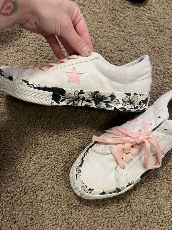 Pink & White Star/ Flower Converse