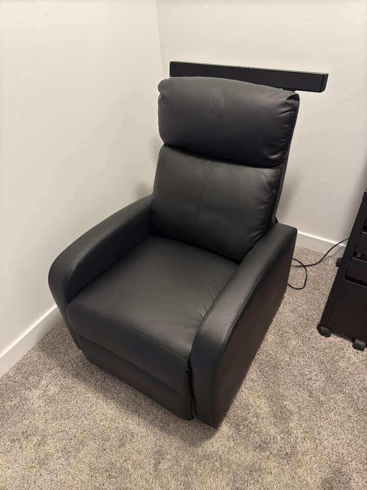 SALE!  Acoustic Sound Therapy Recliner