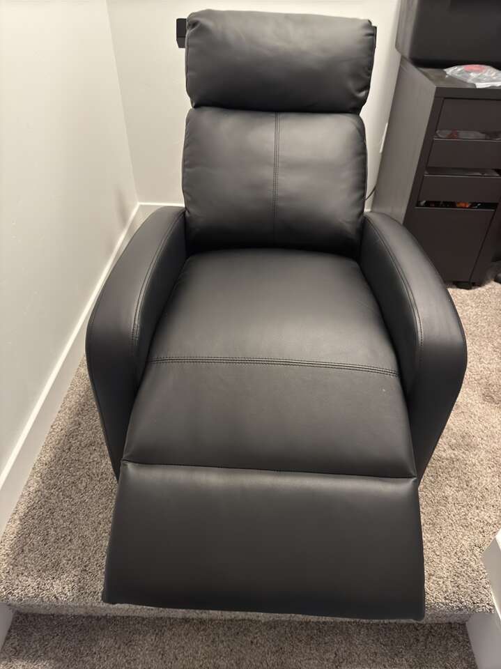 SALE! Vibrio-acoustic Sound Recliner