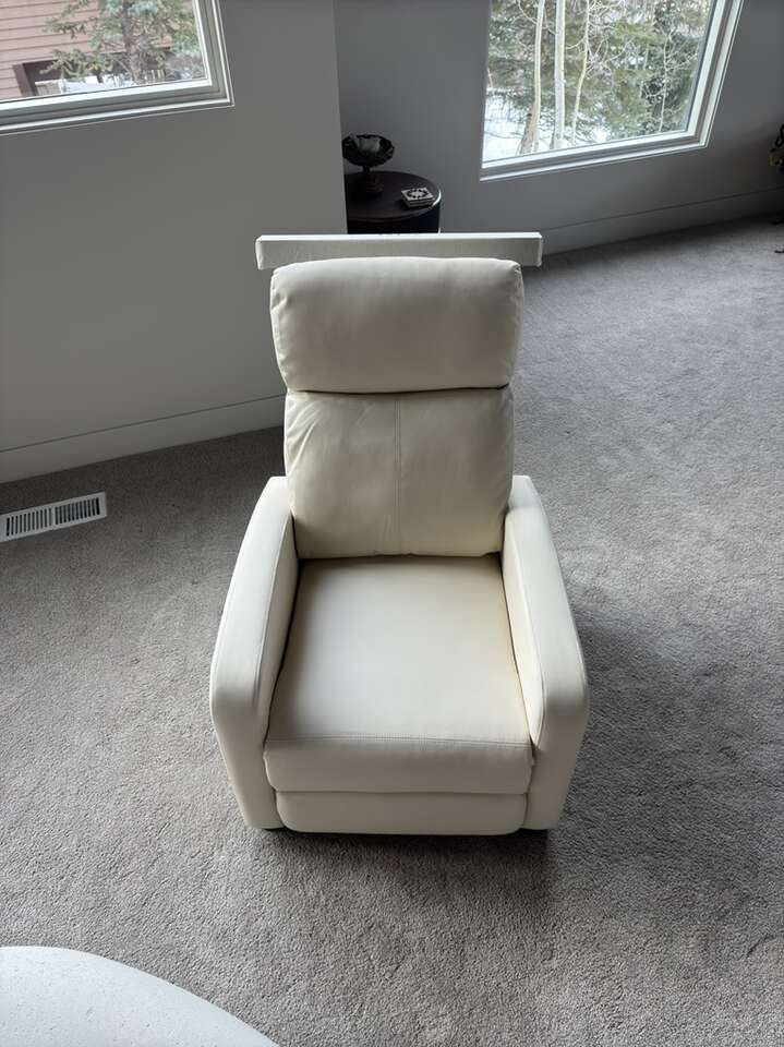 SALE!! Vibro-acoustic Sound Chair (Recliner)