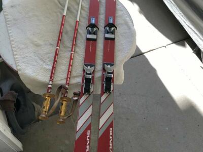 Older Fischer 180cm skis and poles