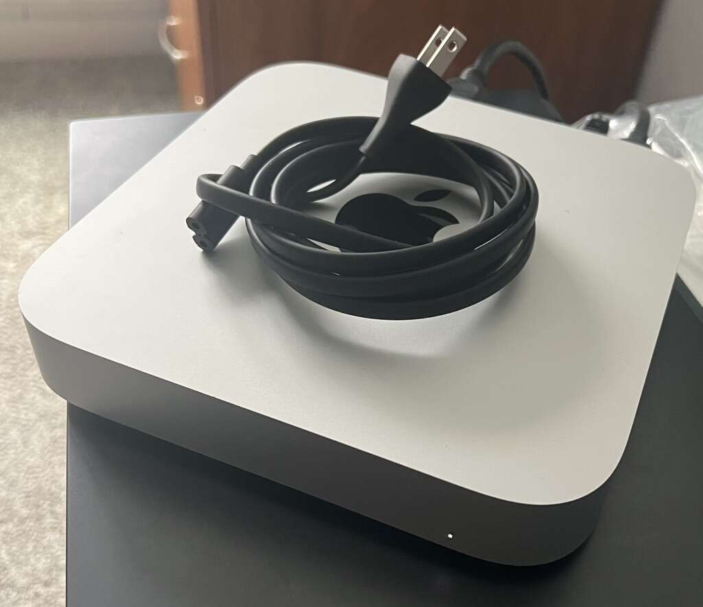 Apple MacMini (M1, 2021)