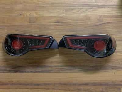 DAMAGED Spec-D Sequential Led Tail Lights Glossy Black Subaru BRZ Scion FRS FR-S