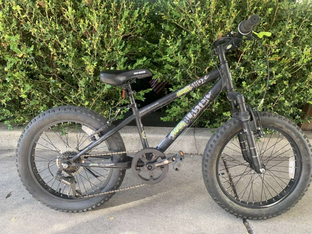 Genesis Rock Blaster Fat Tire Mountain Bike