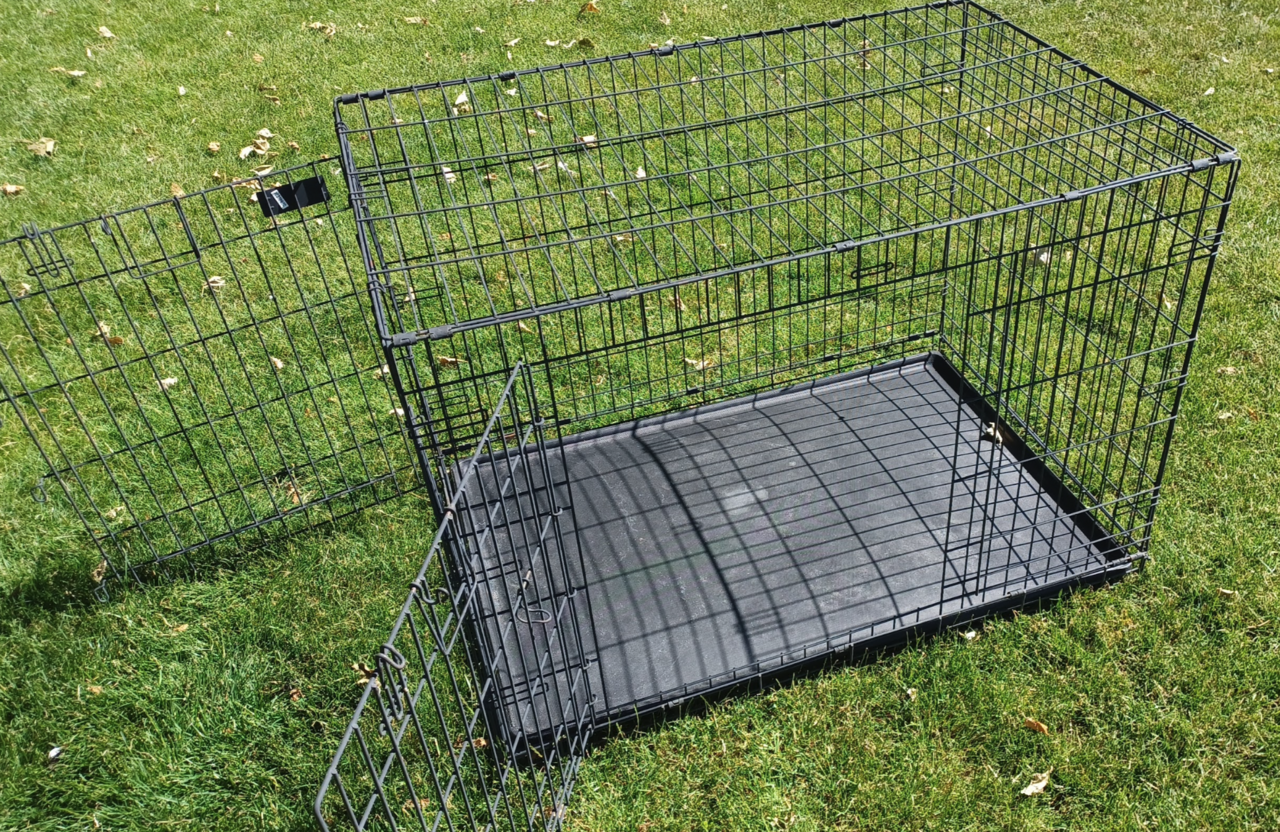 XL animal cage for any size dogs, pigs, goats, etc...