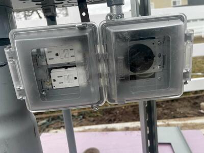 Electrician with over 30 years experience. I can help you with all of your electrical needs.