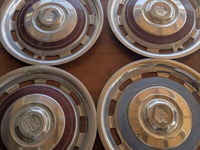 4 Original Vintage Rolls Royce hubcaps