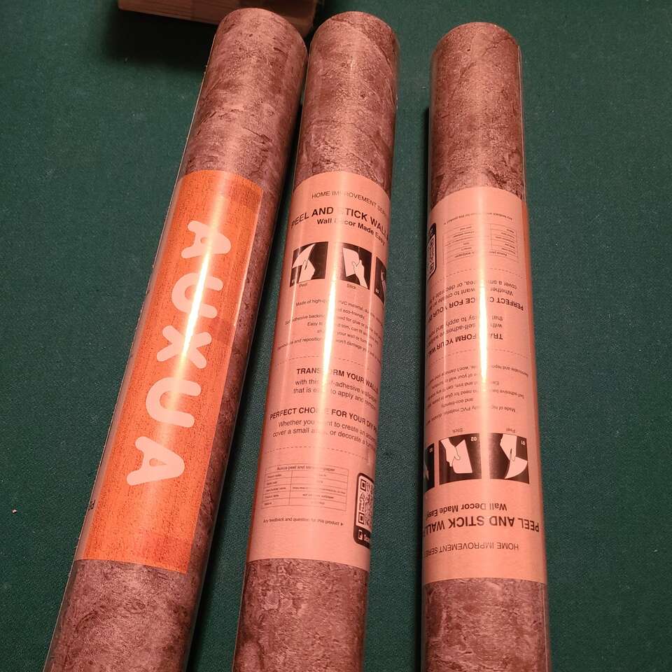 Auxua Grey Wallpaper