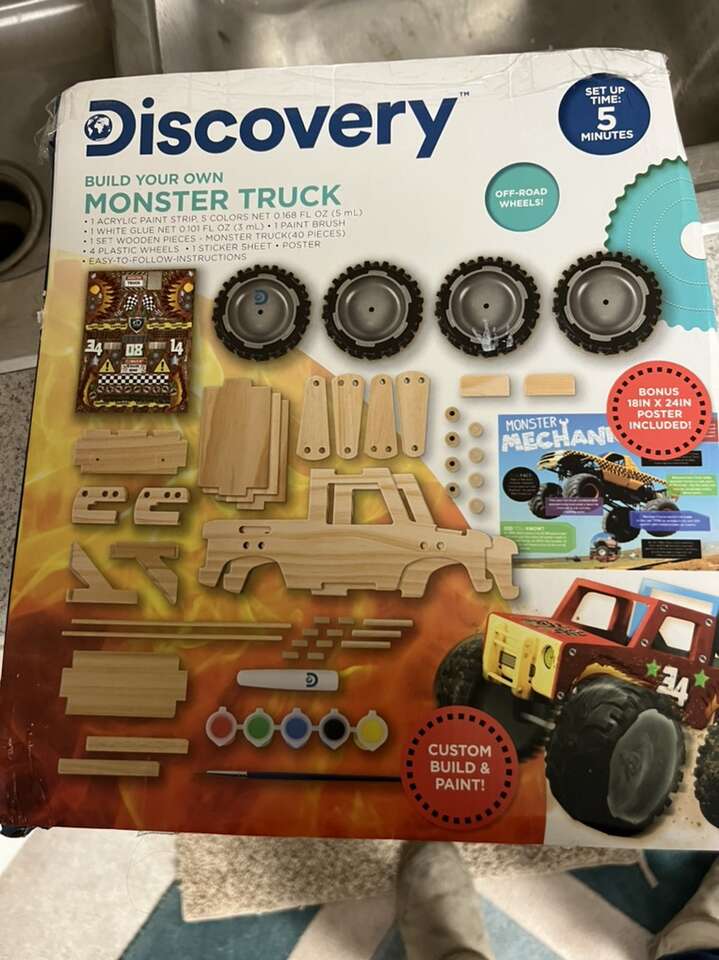 Discovery Build Your Own Monster Truck