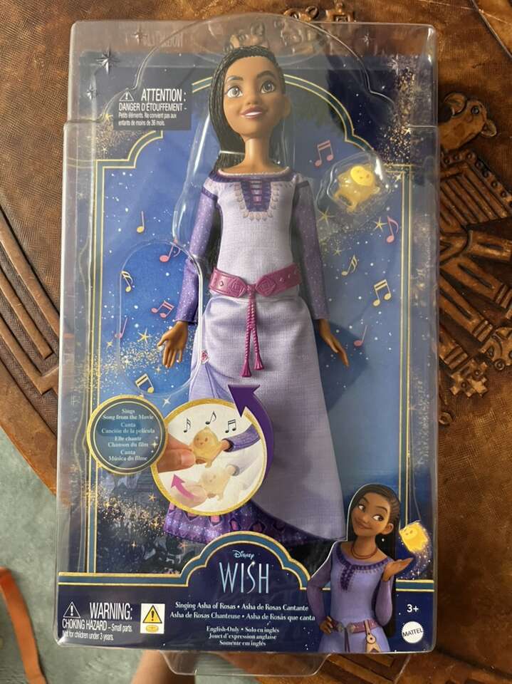 Disneys Singing Asha