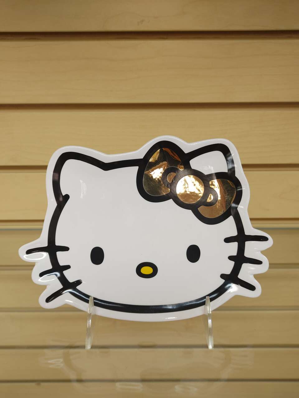 Ceramic _ Hello Kitty plate ( NEW ) gold / white / black