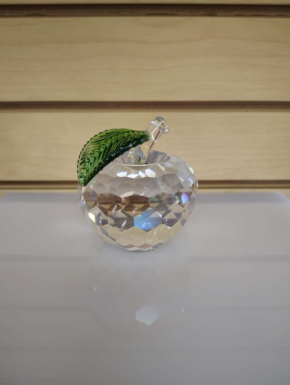 Crystal Glass Apple Figurine / Paperweight ( NEW ) clear & green