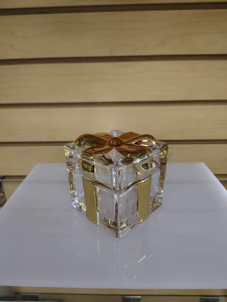 Glass Gift Box Trinket - $14.99 ( NEW ) gold bow tie