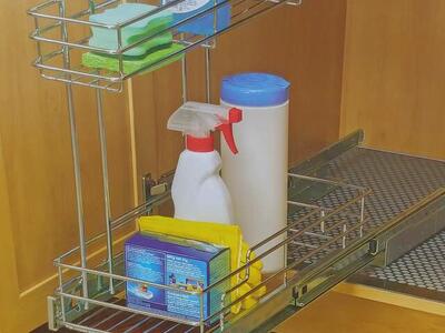 Richelieu Pullout Cabinet Organizer