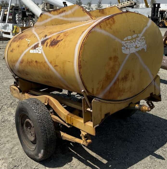 Trailer mounted steel tank trailer storage fuel water oil tank tote