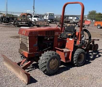 Ditch Witch 3700 Front Tilt Blade Utility Water Carbide Teeth Trencher Trenching Landscape Landscaping Chain Heavy Equipment