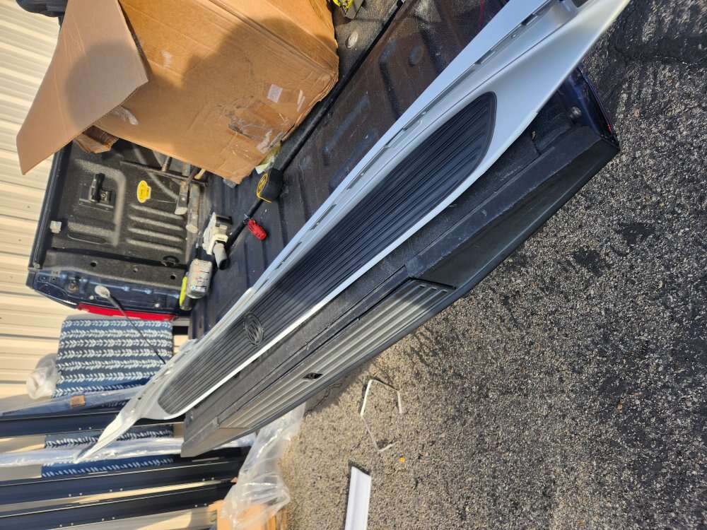 buick enclave side steps