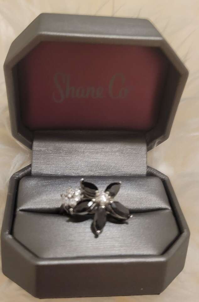 Vintage cocktail ring 7.5 size