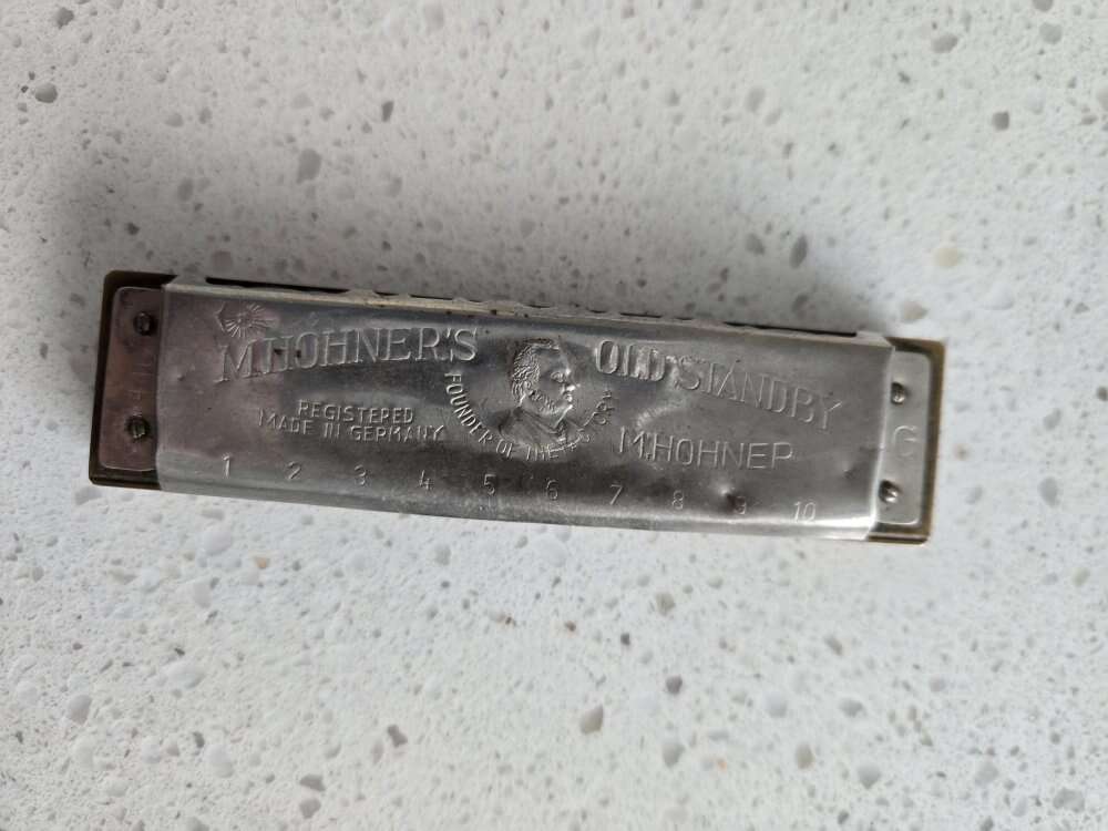 Harmonica Antique