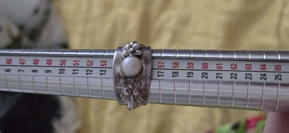 nativeNative mother Pearl ring size 8