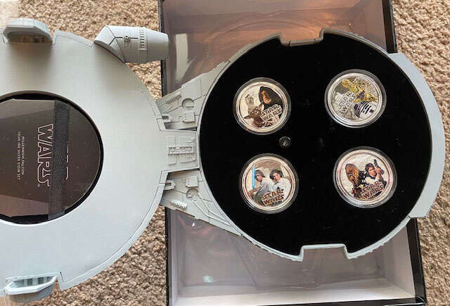 2011 Niue silver coins 4 - 1 ounce Coins Star Wars - Rebel Alliance - Millennium Falcon