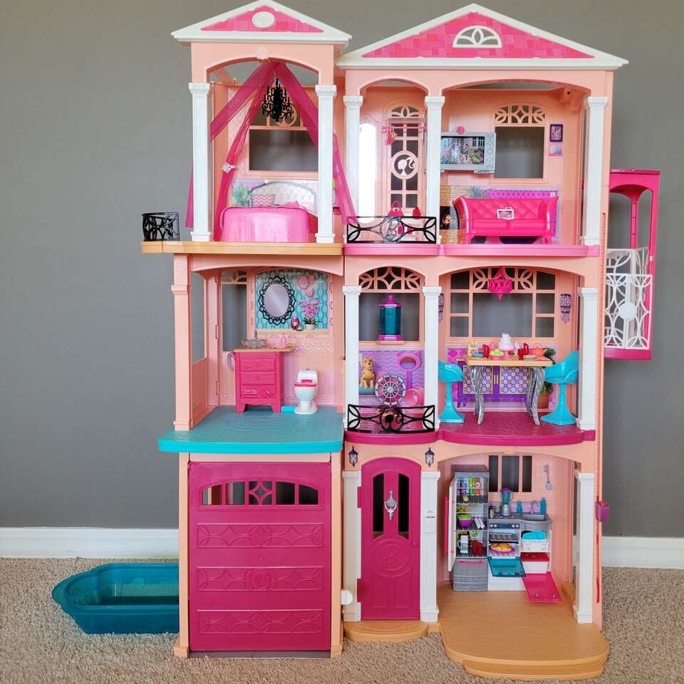 Barbie Dreamhouse Playset