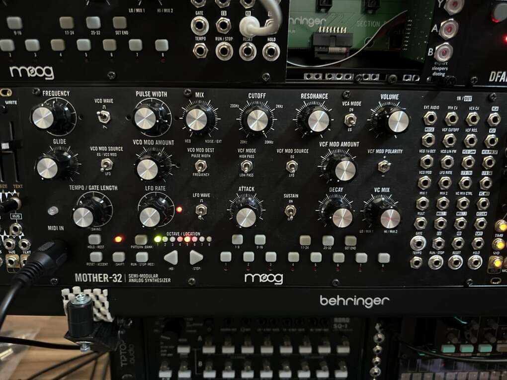 Moog Mother 32 Synthesizer Sequencer