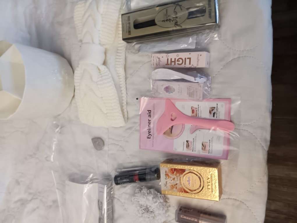 New make-Up Carosuel with makeup