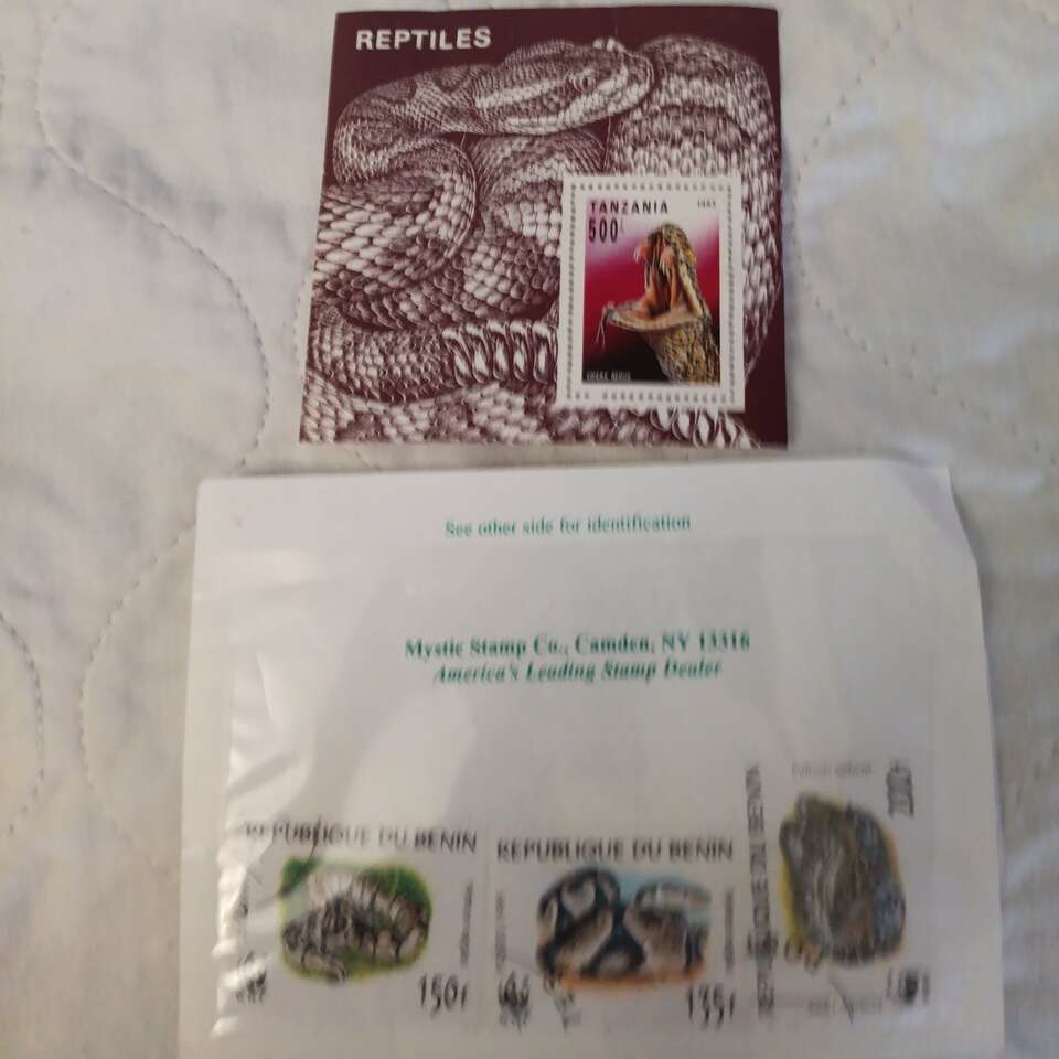 World Stamps 4 total