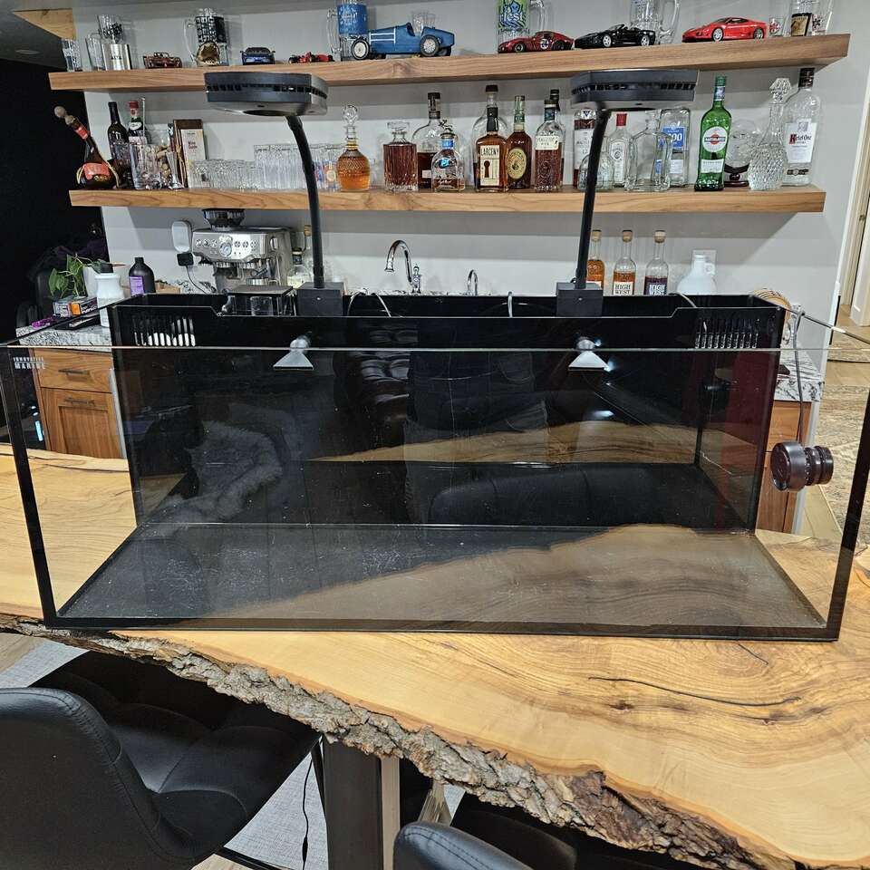 Used All in One Fish Tank 30 Gallon Pets