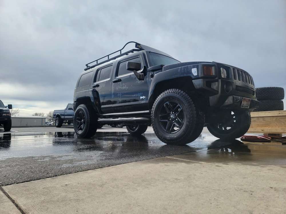 09 HUMMER H3 ADV. PKG.