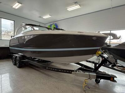 Boat Four Winns H6 2025