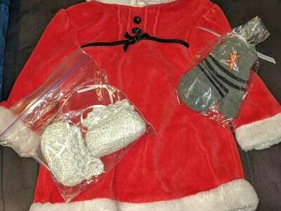 3-6 month baby Christmas dress with brand new mitt